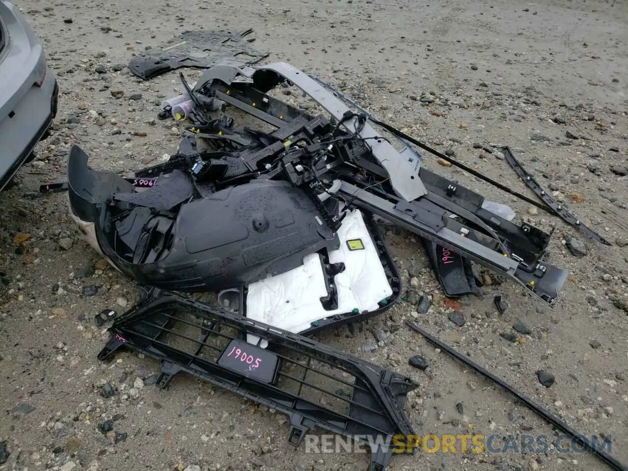 12 Photograph of a damaged car 5XXG44J80NG134074 KIA K5 2022