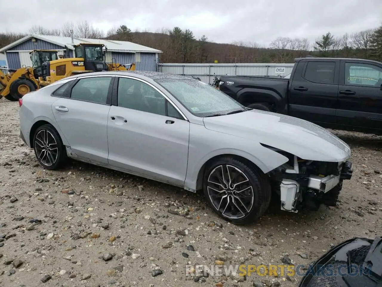 4 Photograph of a damaged car 5XXG44J80NG134074 KIA K5 2022