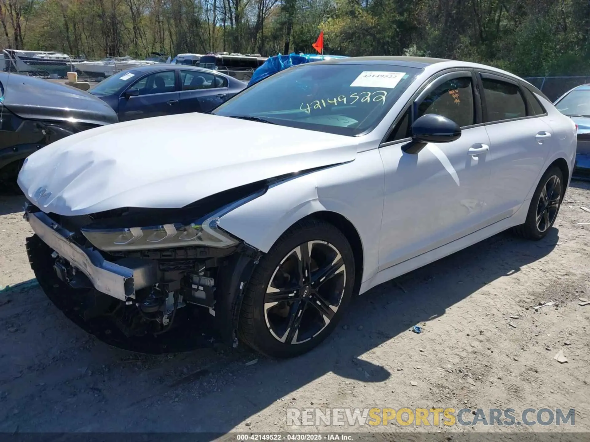 2 Photograph of a damaged car 5XXG64J20NG093080 KIA K5 2022