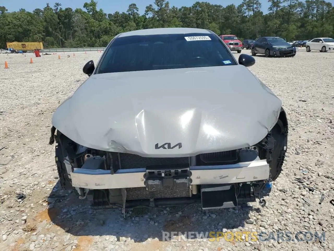 5 Photograph of a damaged car 5XXG64J20NG131570 KIA K5 2022