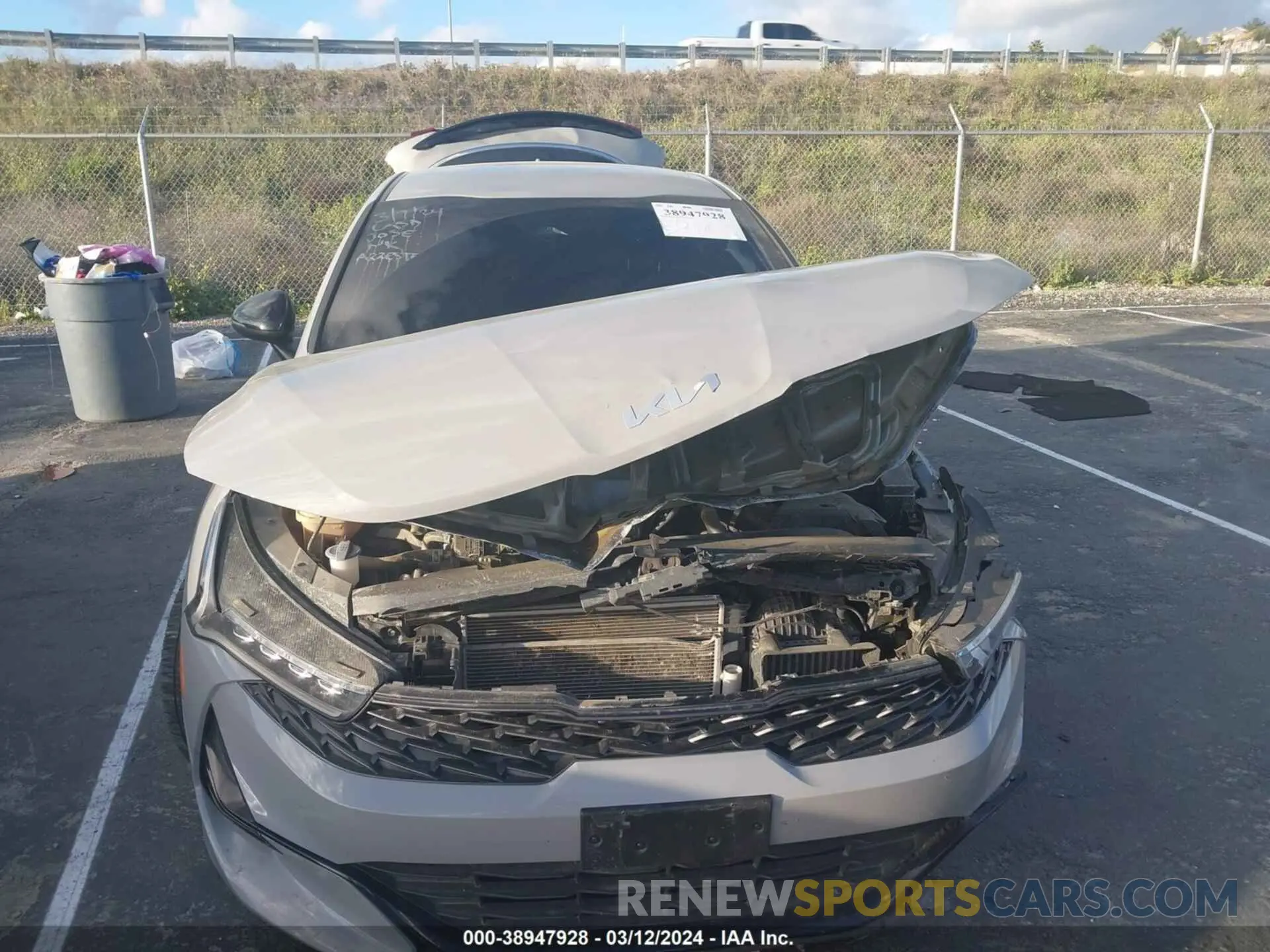13 Photograph of a damaged car 5XXG64J20NG153374 KIA K5 2022