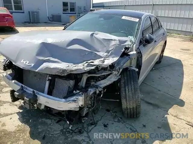 13 Photograph of a damaged car 5XXG64J21NG097347 KIA K5 2022