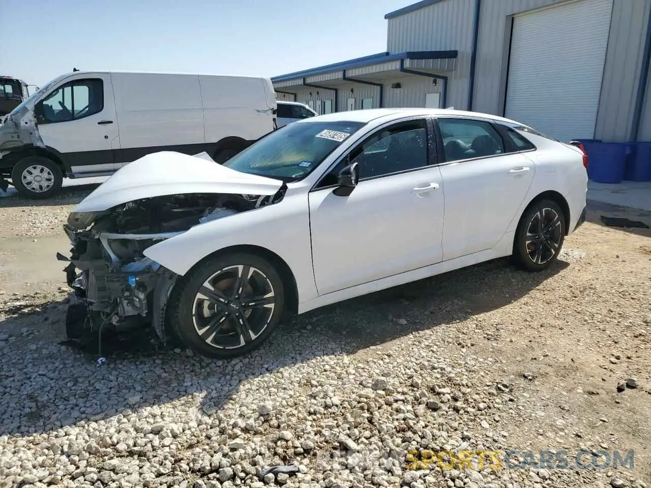 1 Photograph of a damaged car 5XXG64J21NG105494 KIA K5 2022
