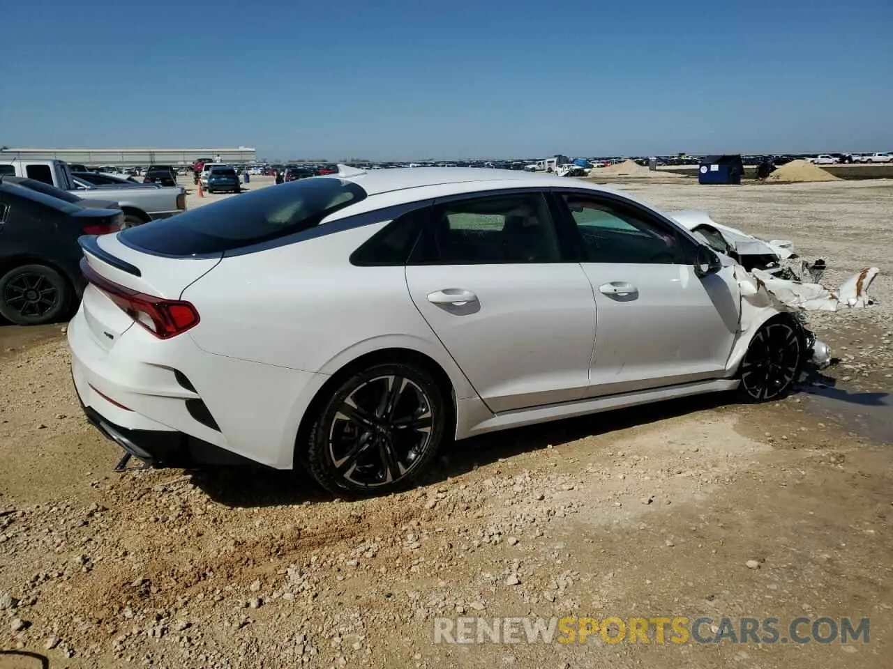3 Photograph of a damaged car 5XXG64J21NG105494 KIA K5 2022
