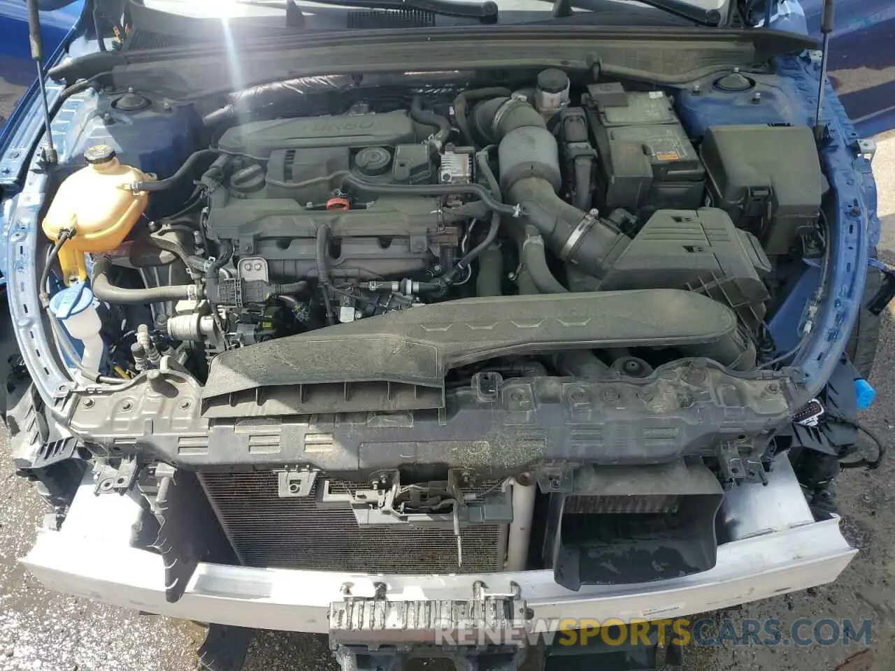 11 Photograph of a damaged car 5XXG64J21NG128726 KIA K5 2022