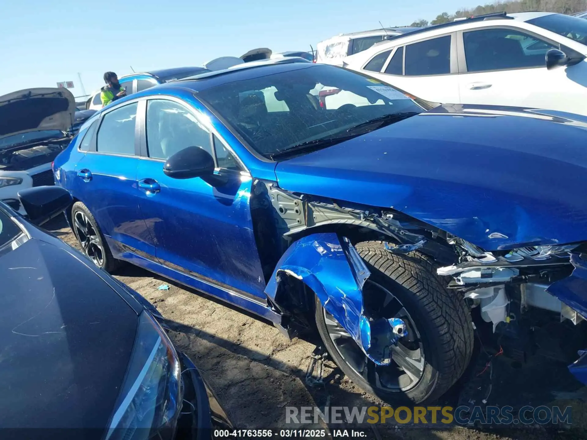 13 Photograph of a damaged car 5XXG64J21NG154663 KIA K5 2022