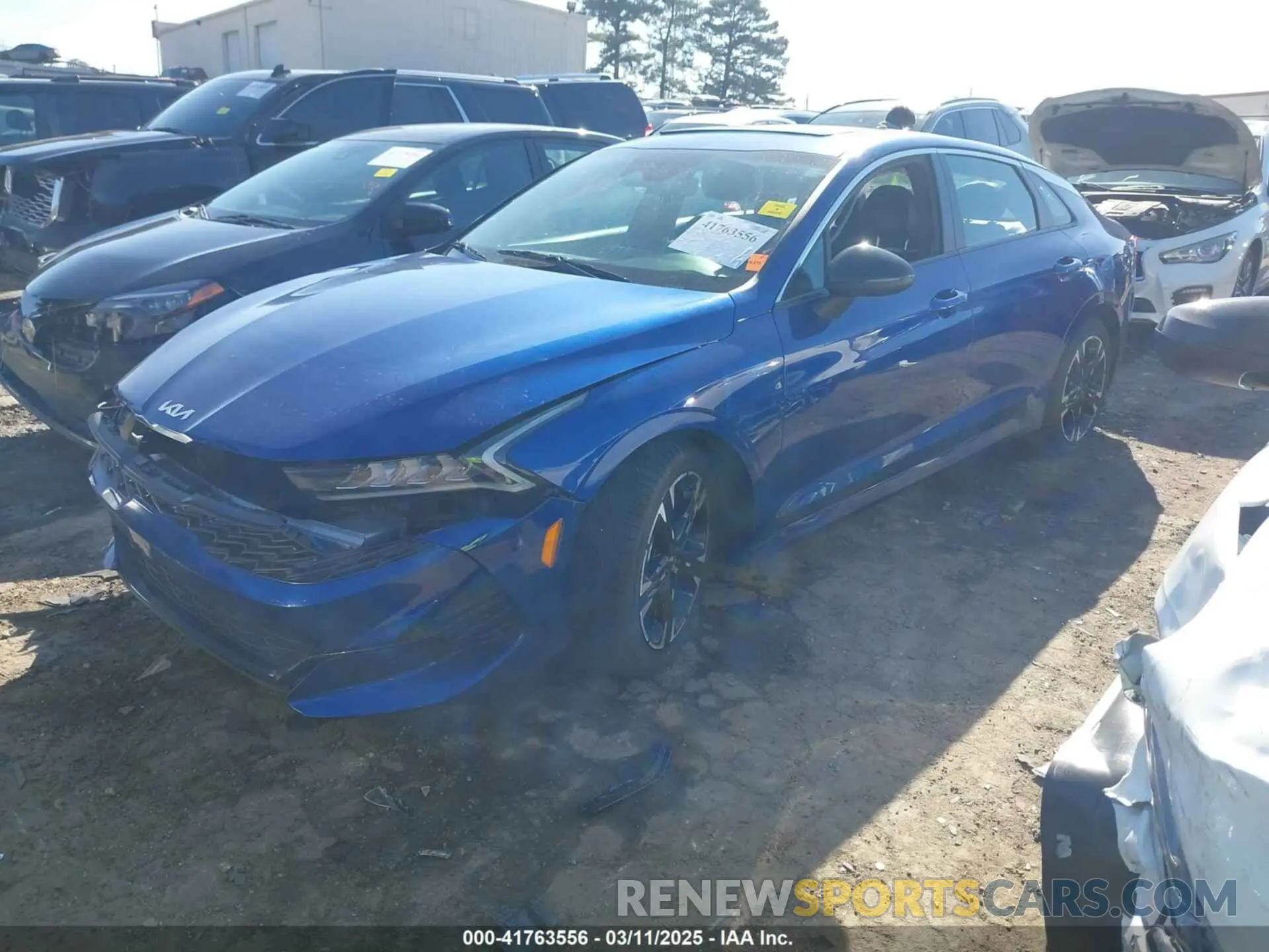 2 Photograph of a damaged car 5XXG64J21NG154663 KIA K5 2022