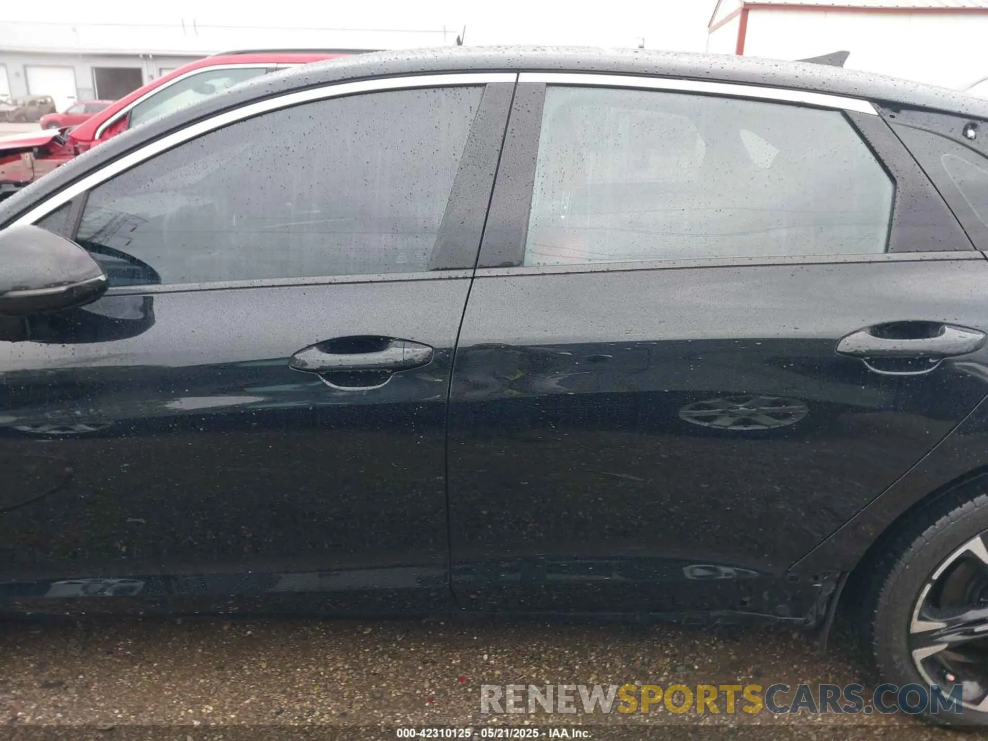 15 Photograph of a damaged car 5XXG64J22NG120859 KIA K5 2022