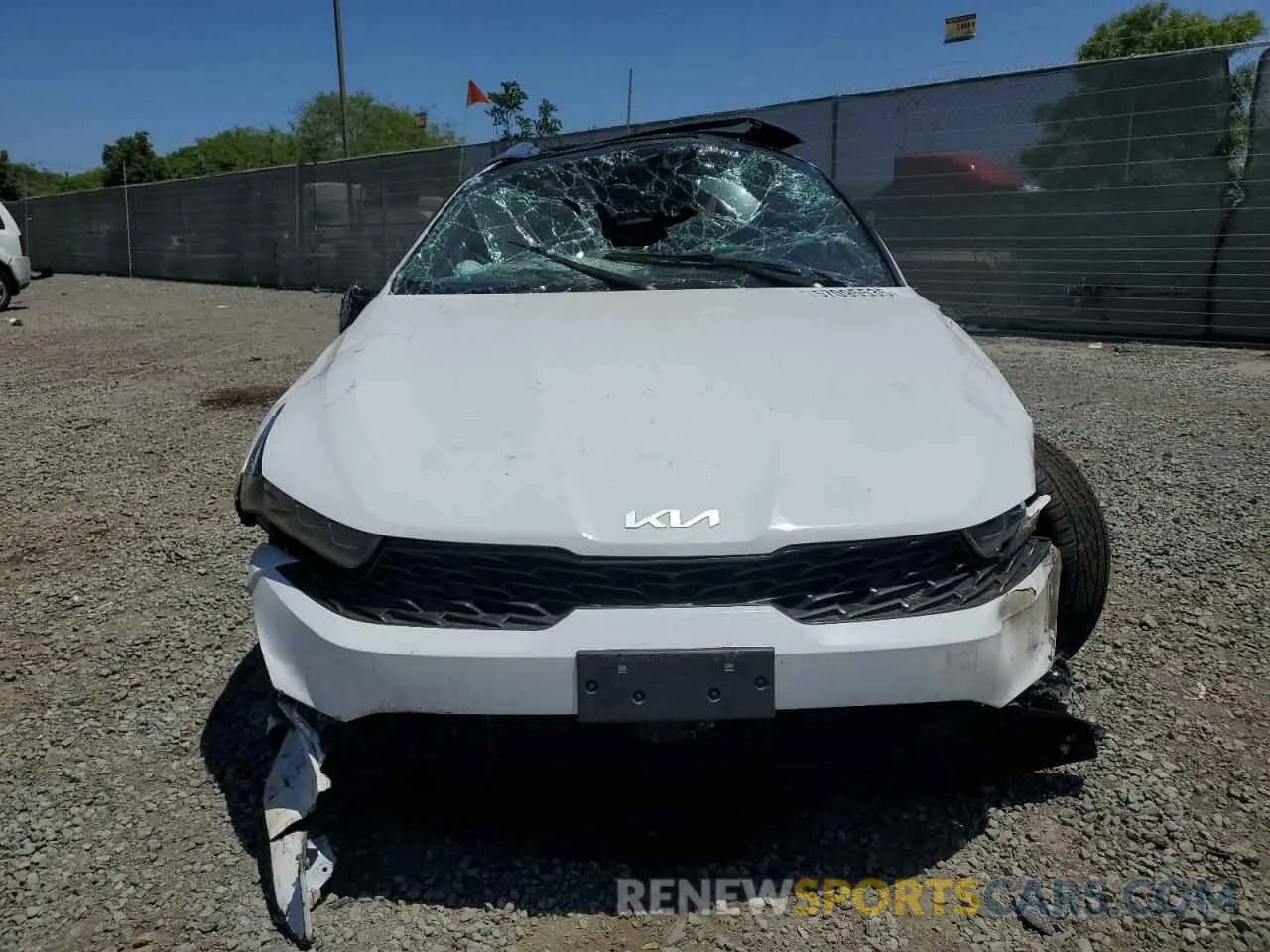 5 Photograph of a damaged car 5XXG64J22NG156048 KIA K5 2022