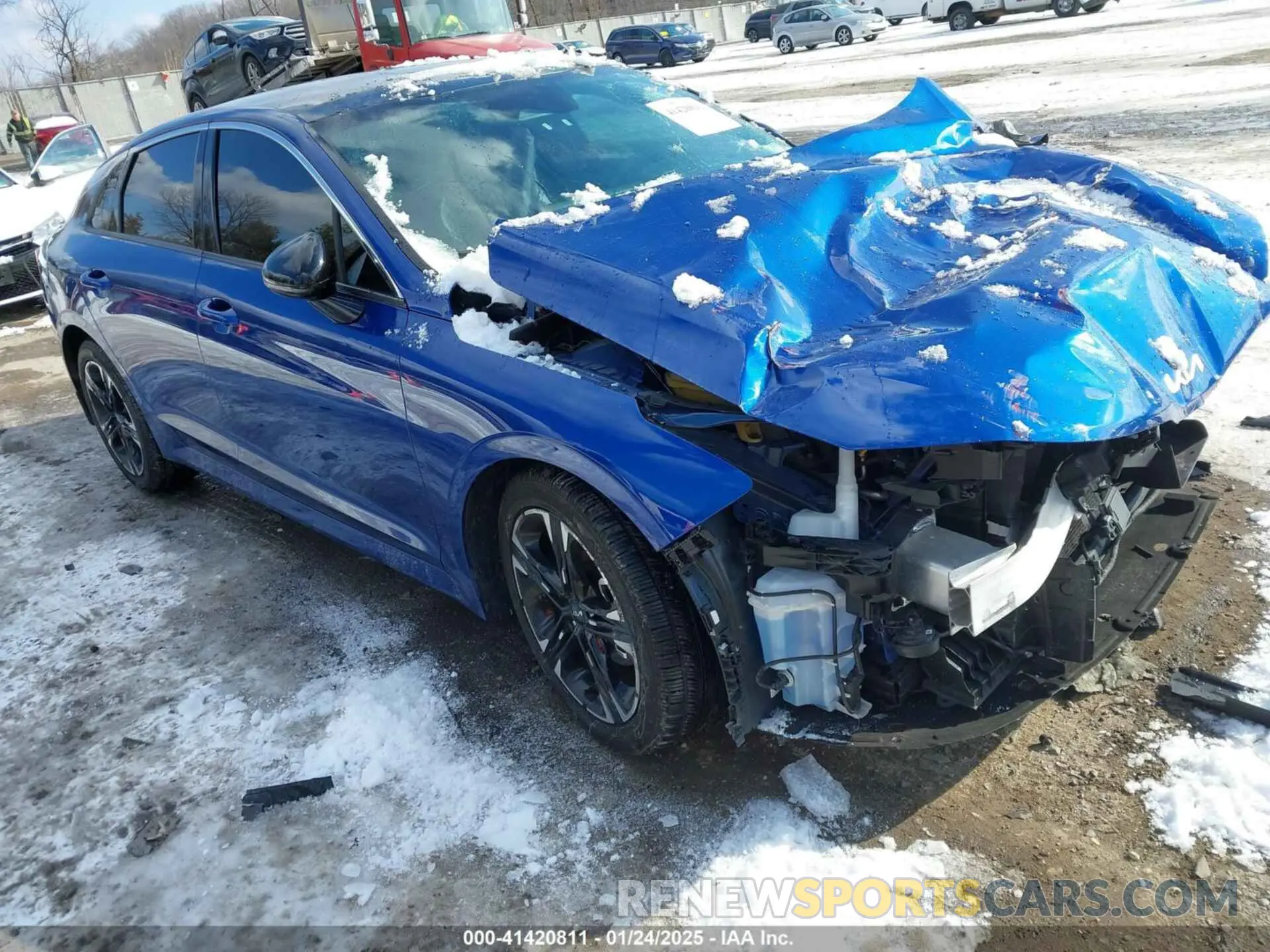 1 Photograph of a damaged car 5XXG64J24NG093051 KIA K5 2022