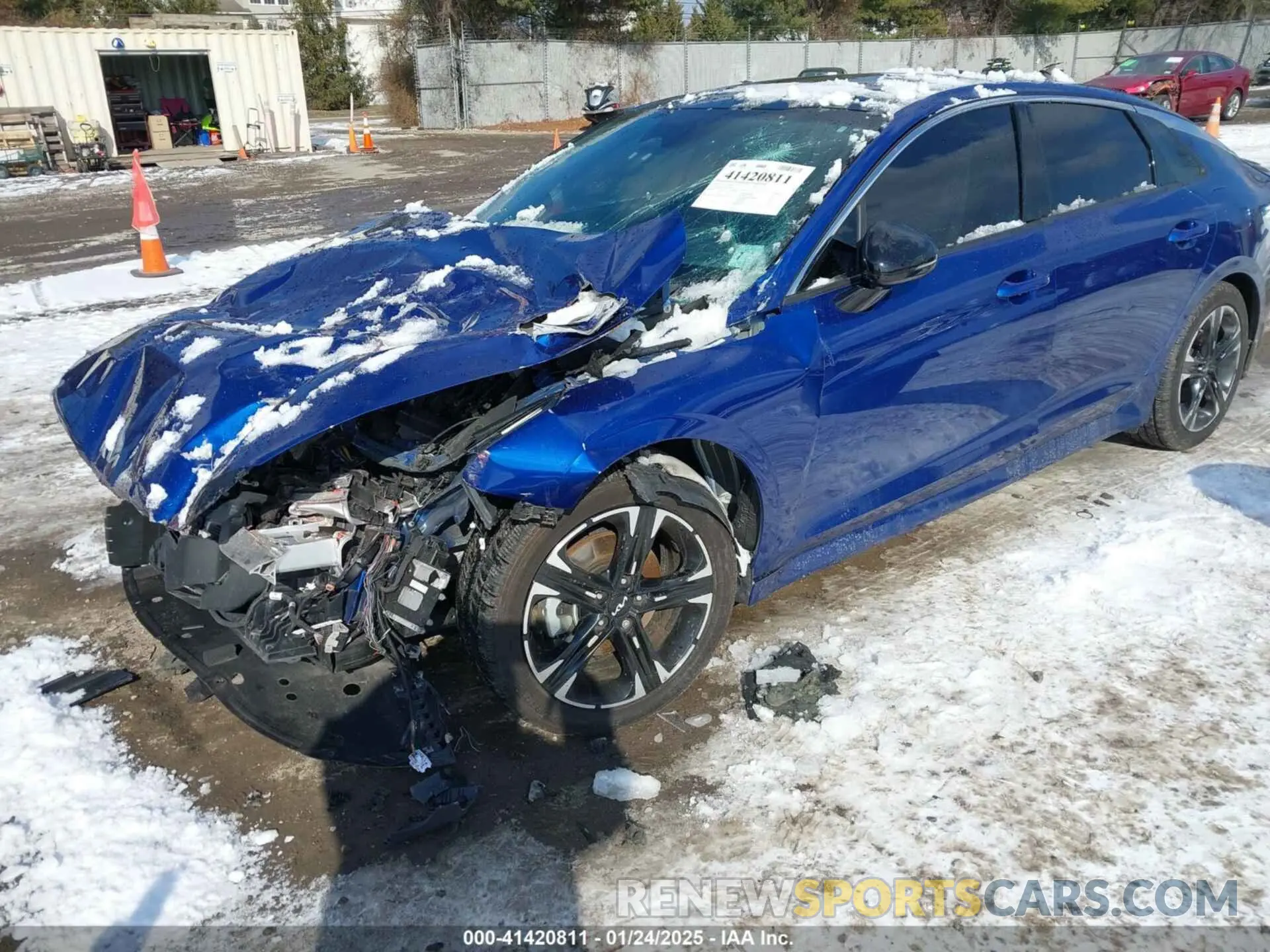 2 Photograph of a damaged car 5XXG64J24NG093051 KIA K5 2022