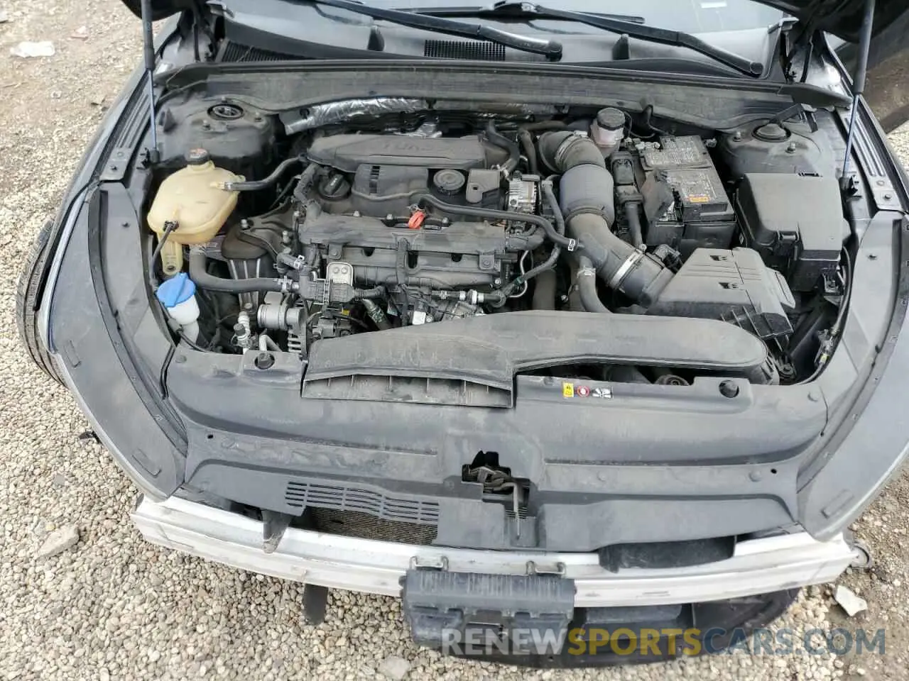 11 Photograph of a damaged car 5XXG64J24NG105246 KIA K5 2022
