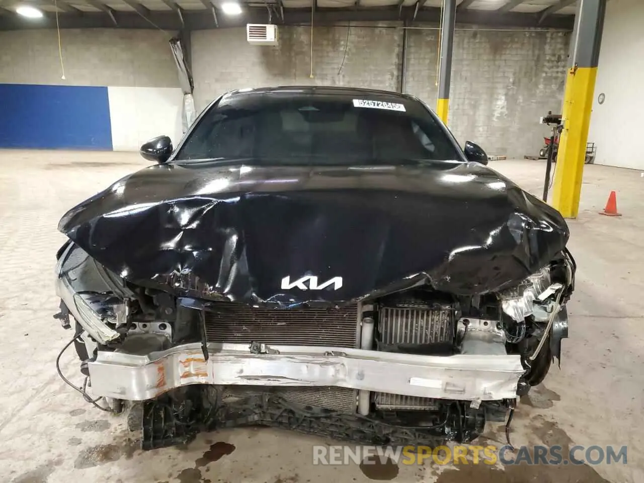 5 Photograph of a damaged car 5XXG64J26NG098526 KIA K5 2022