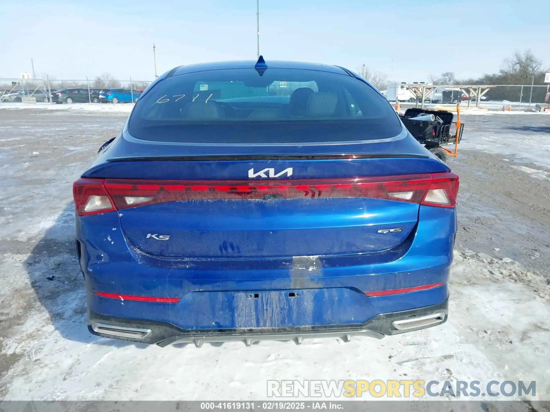 16 Photograph of a damaged car 5XXG64J26NG136711 KIA K5 2022
