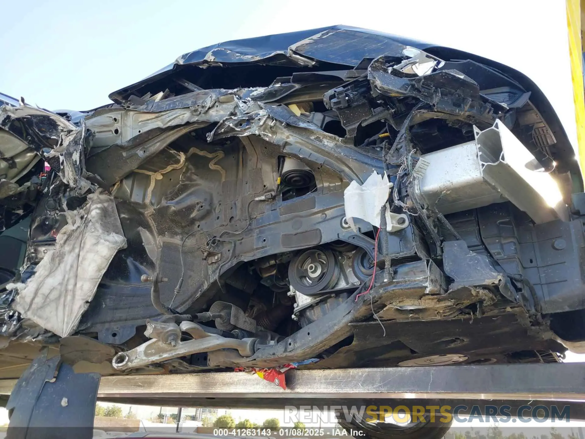 18 Photograph of a damaged car 5XXG64J27NG143389 KIA K5 2022