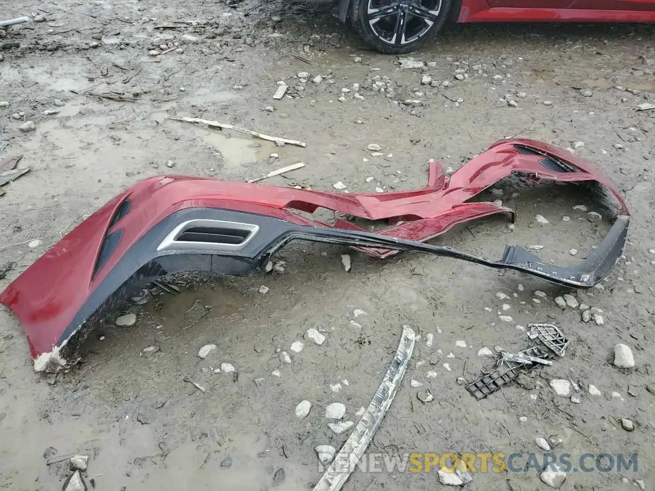 12 Photograph of a damaged car 5XXG64J27NG156966 KIA K5 2022