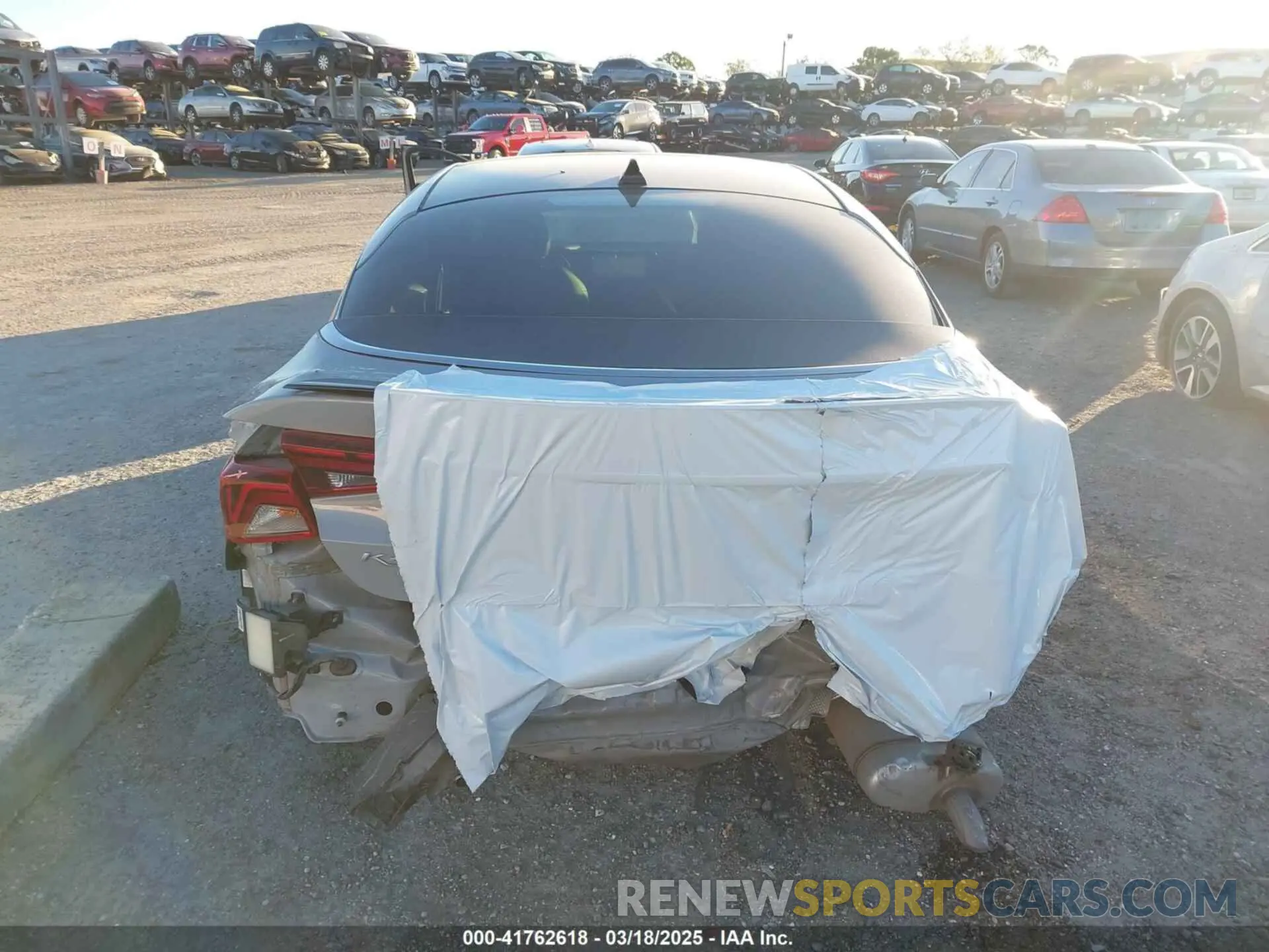 16 Photograph of a damaged car 5XXG64J28NG126388 KIA K5 2022