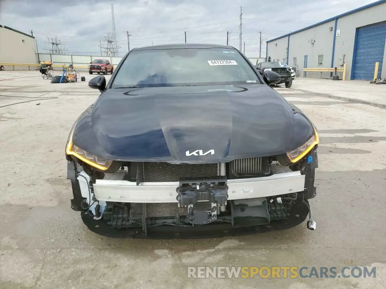 5 Photograph of a damaged car 5XXG64J28NG131350 KIA K5 2022