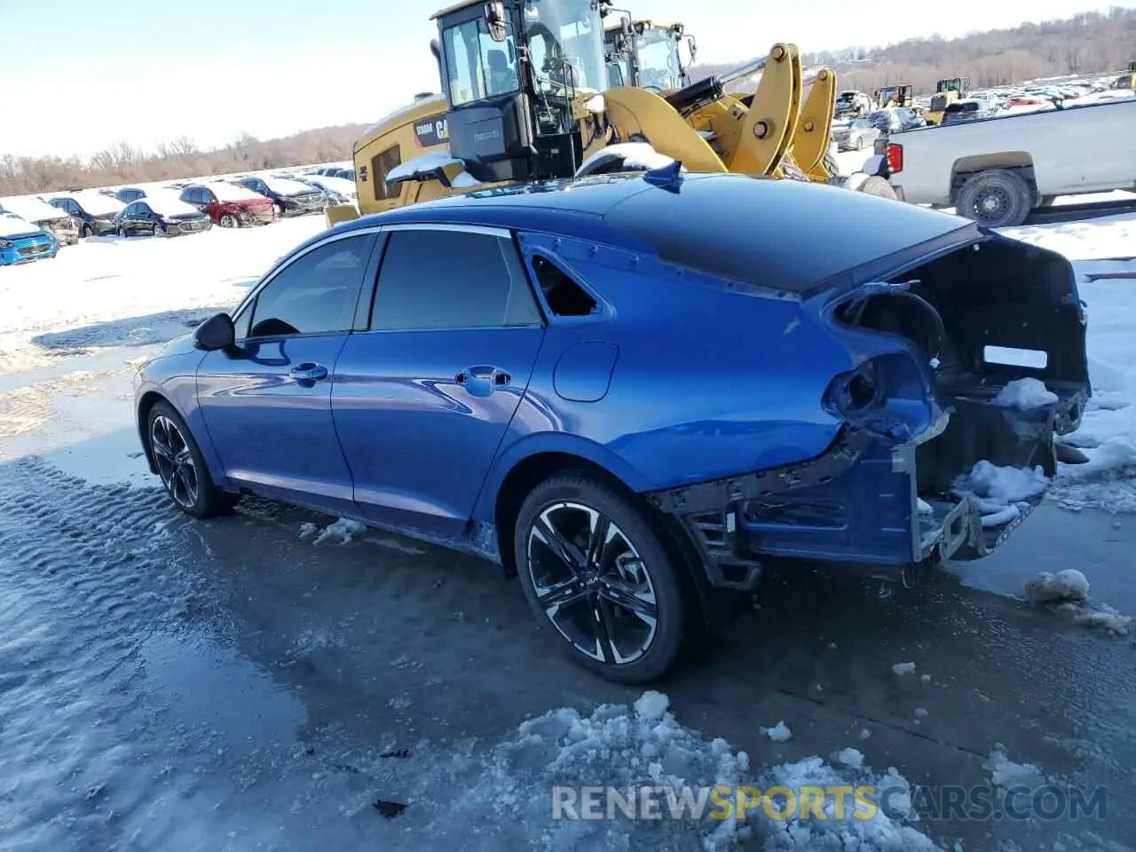 2 Photograph of a damaged car 5XXG64J28NG151775 KIA K5 2022