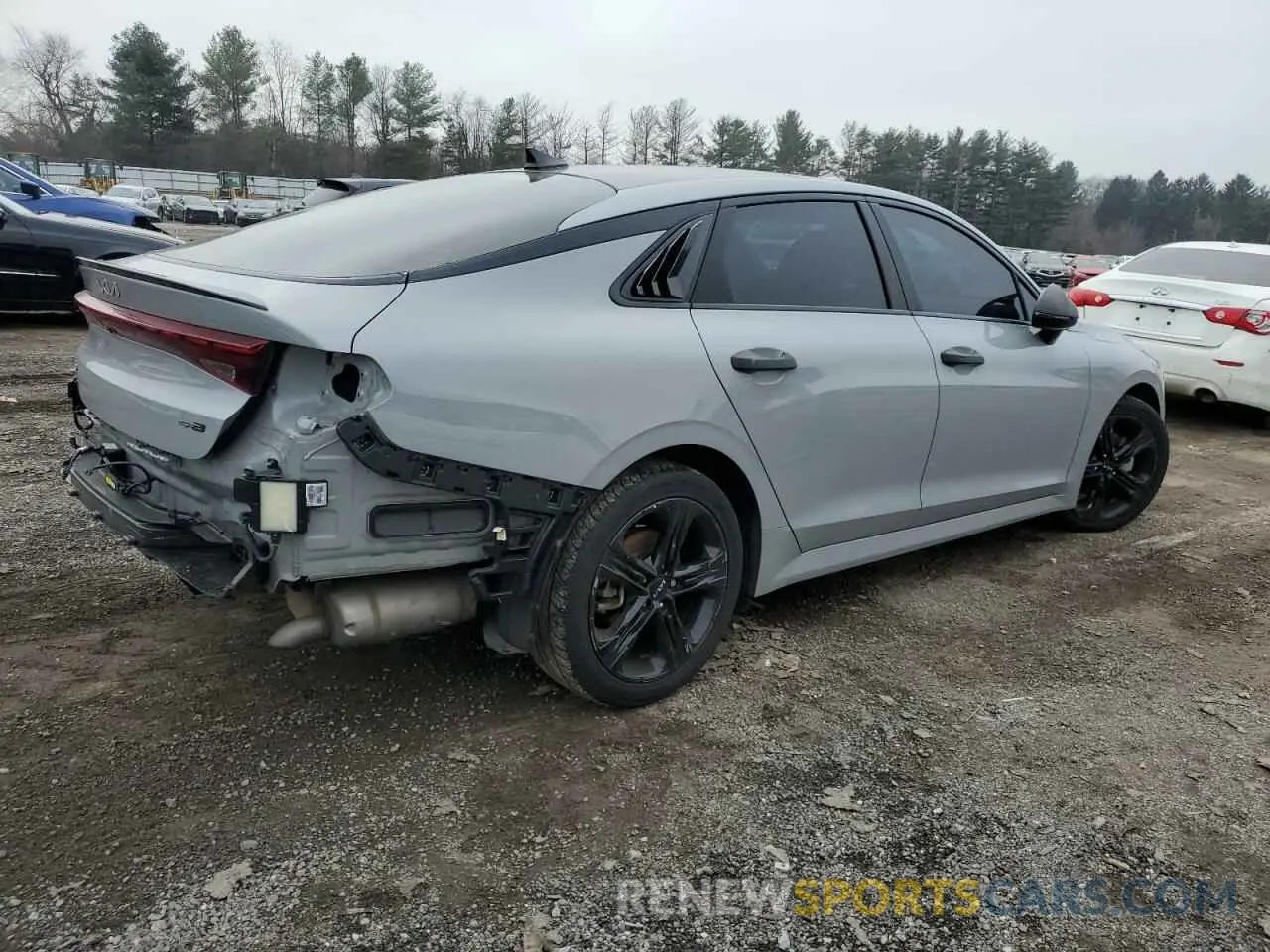 3 Photograph of a damaged car 5XXG64J28NG152490 KIA K5 2022