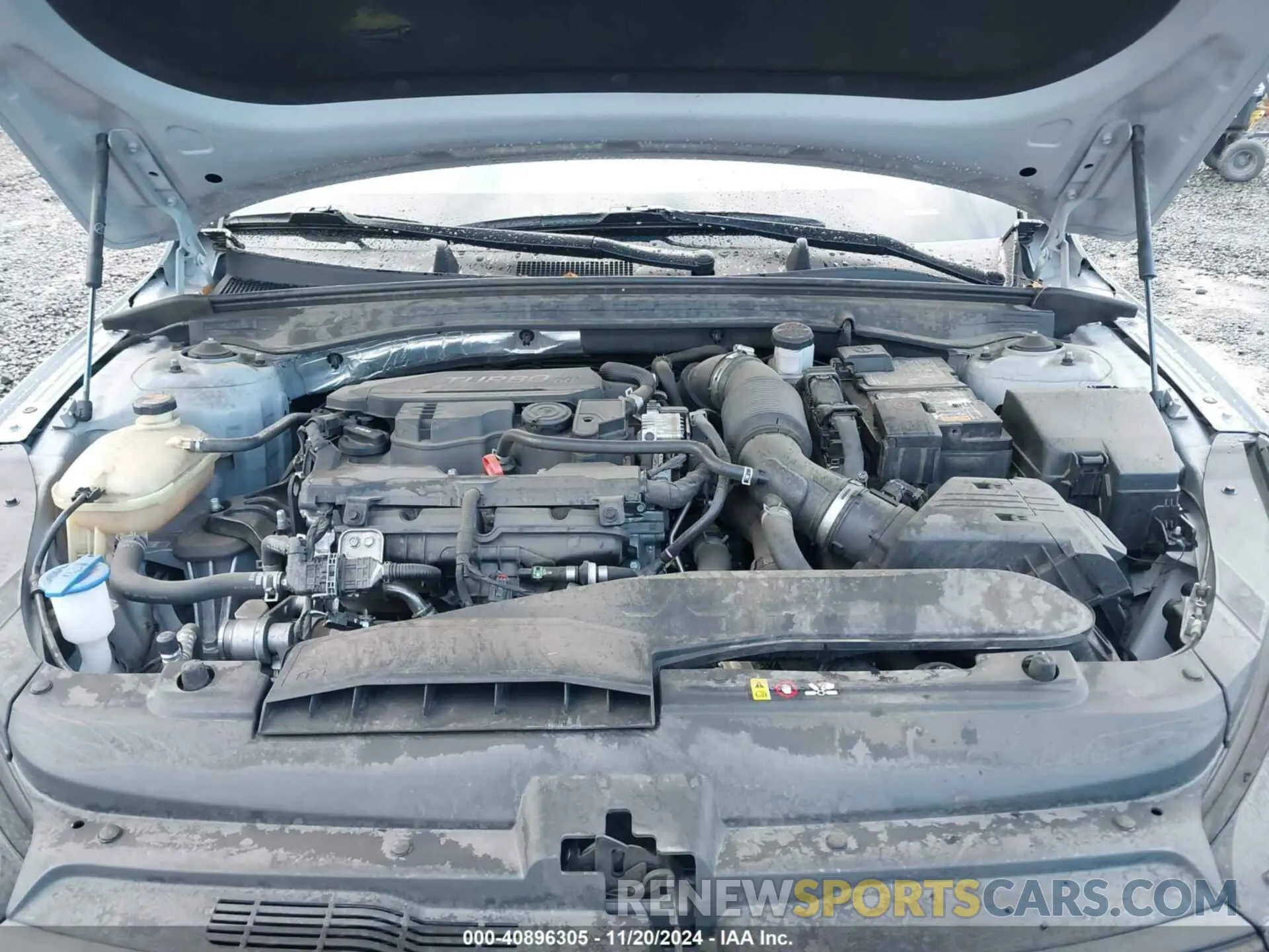 10 Photograph of a damaged car 5XXG64J29NG120146 KIA K5 2022