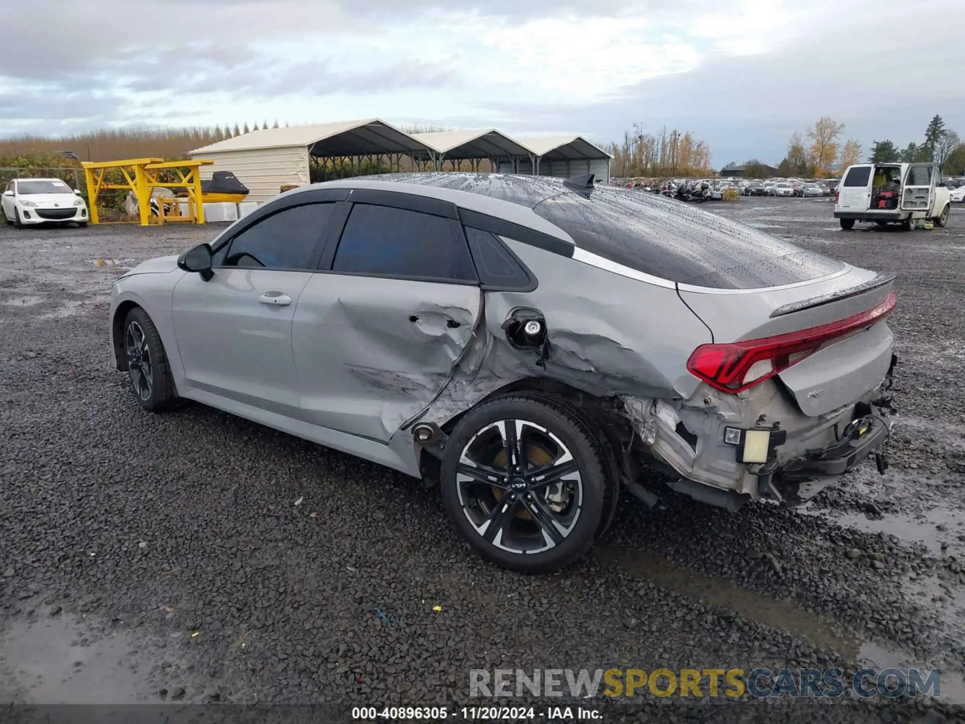 3 Photograph of a damaged car 5XXG64J29NG120146 KIA K5 2022