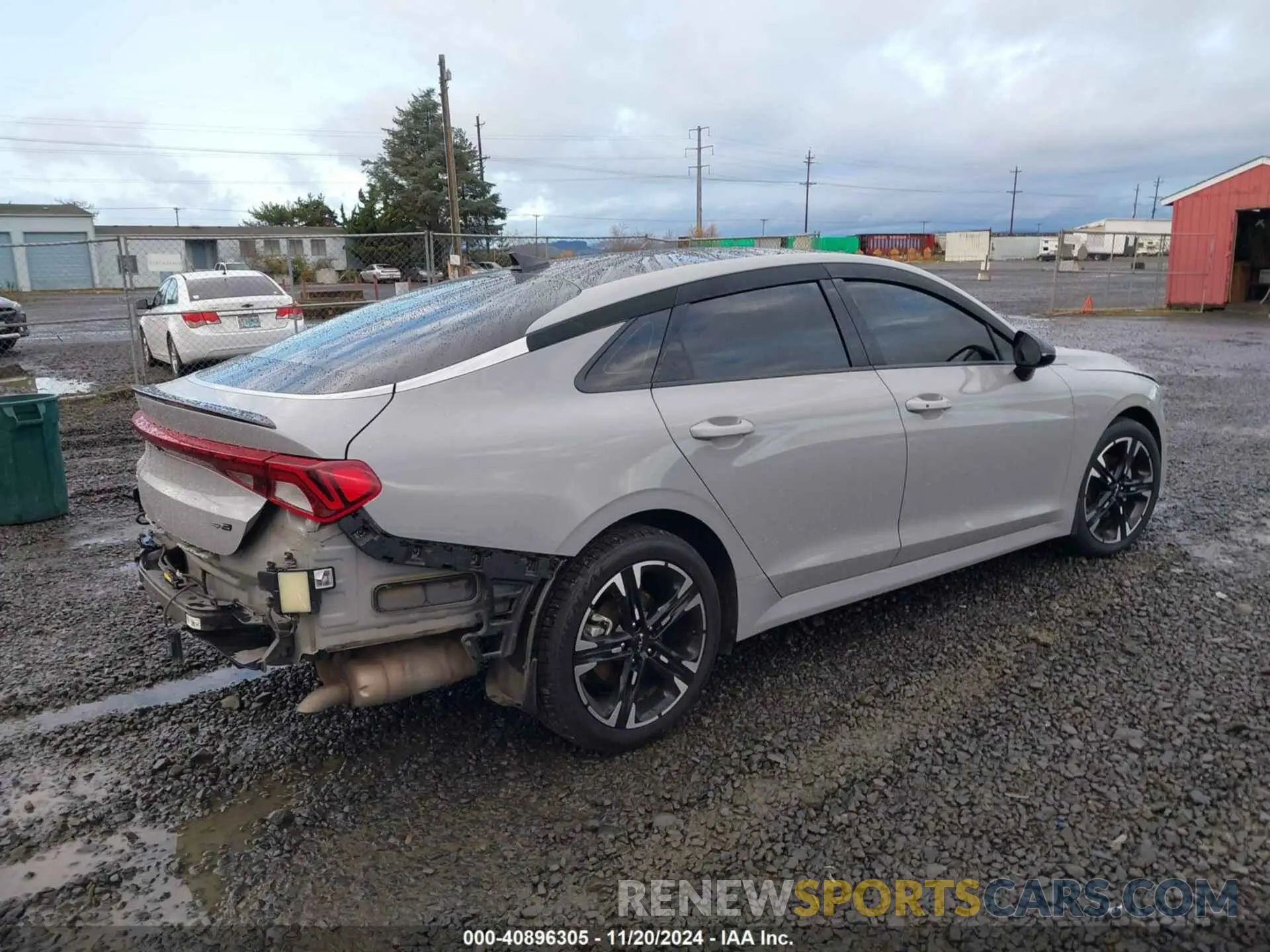 4 Photograph of a damaged car 5XXG64J29NG120146 KIA K5 2022