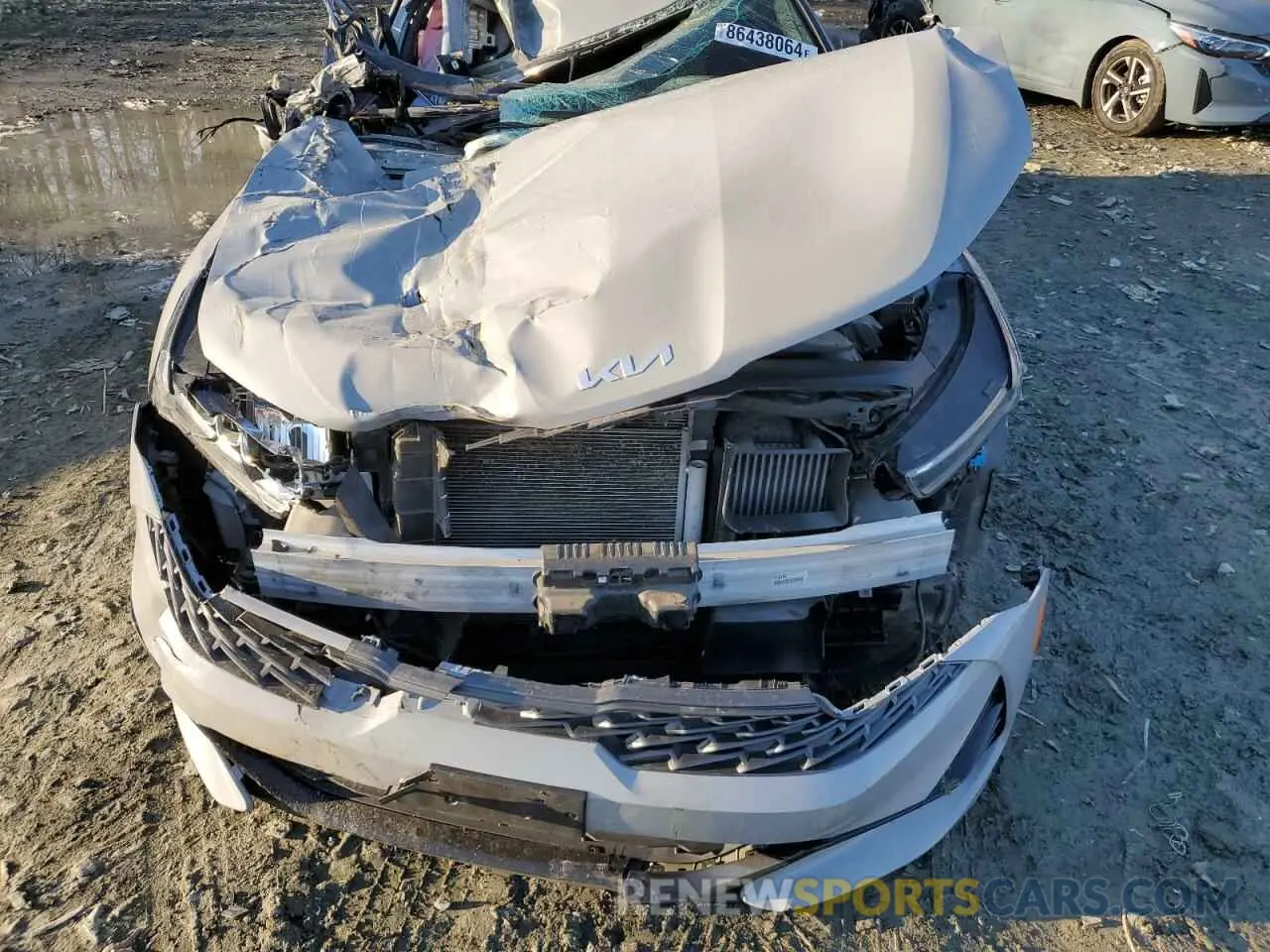 12 Photograph of a damaged car 5XXG64J29NG125220 KIA K5 2022