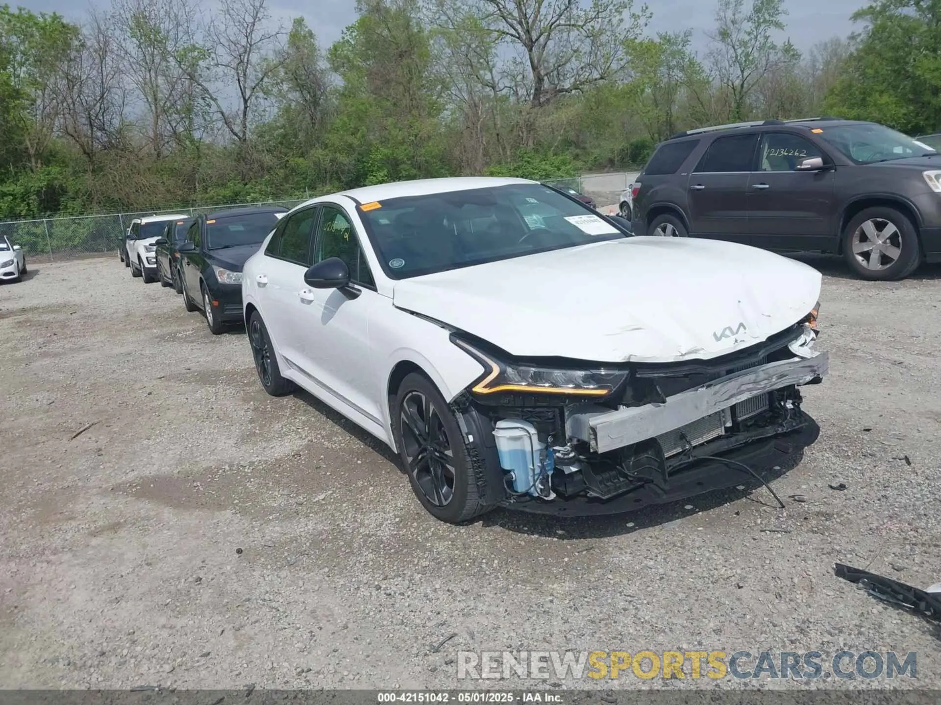 1 Photograph of a damaged car 5XXG64J29NG139277 KIA K5 2022