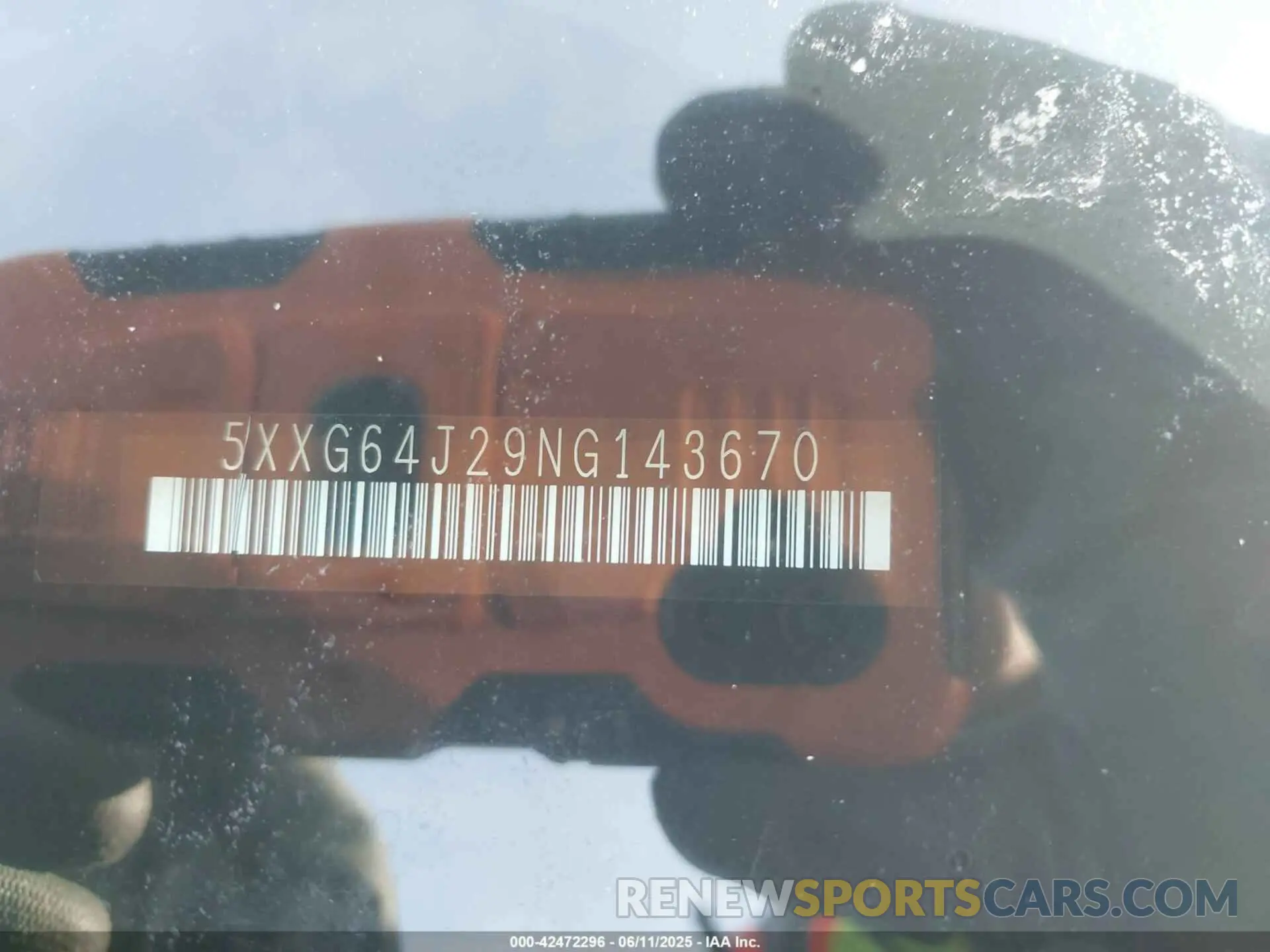9 Photograph of a damaged car 5XXG64J29NG143670 KIA K5 2022