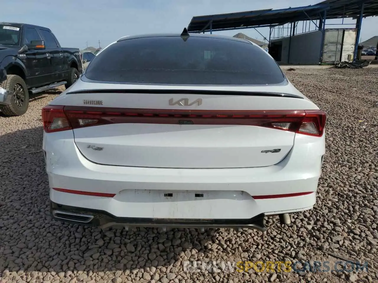 6 Photograph of a damaged car 5XXG64J29NG150487 KIA K5 2022