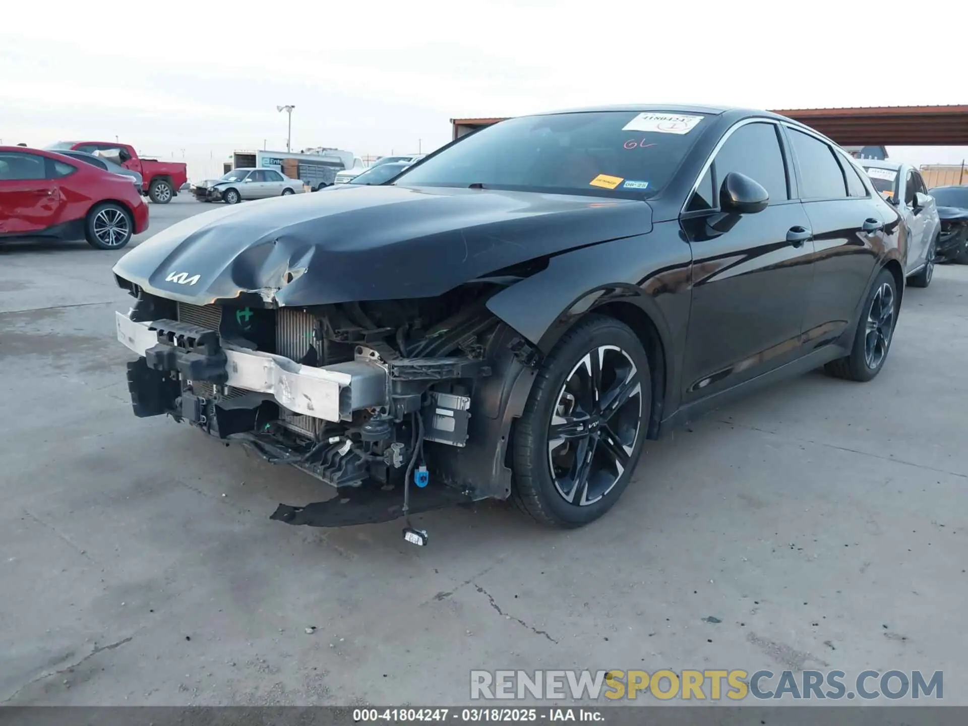 2 Photograph of a damaged car 5XXG64J2XNG104053 KIA K5 2022