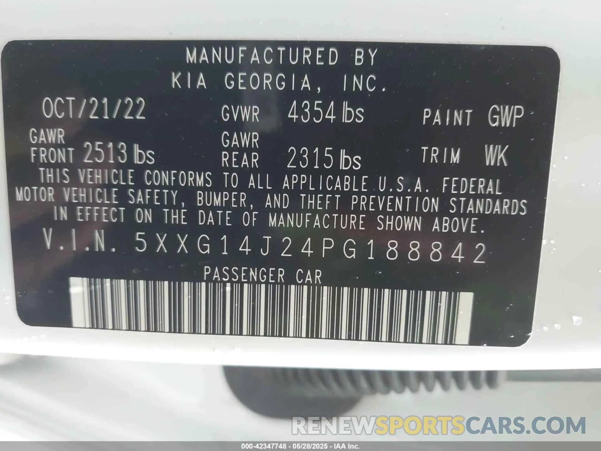 9 Photograph of a damaged car 5XXG14J24PG188842 KIA K5 2023