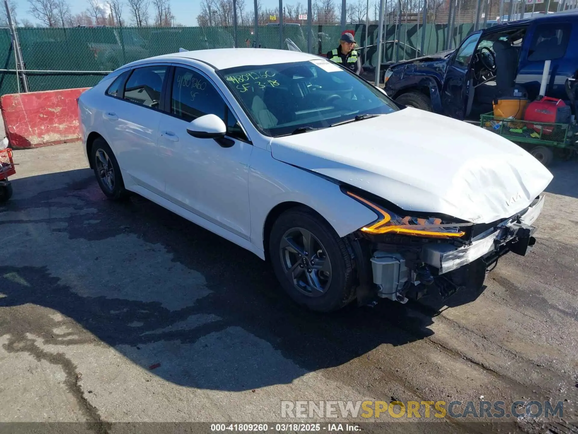 1 Photograph of a damaged car 5XXG14J2XPG220175 KIA K5 2023