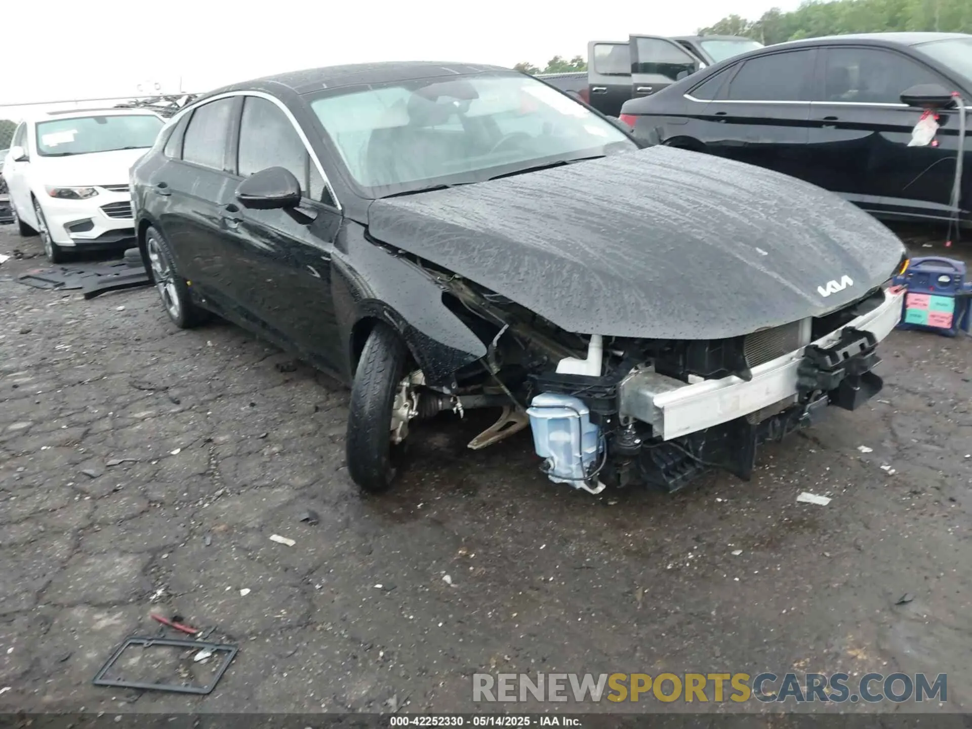 1 Photograph of a damaged car 5XXG34J21PG173855 KIA K5 2023