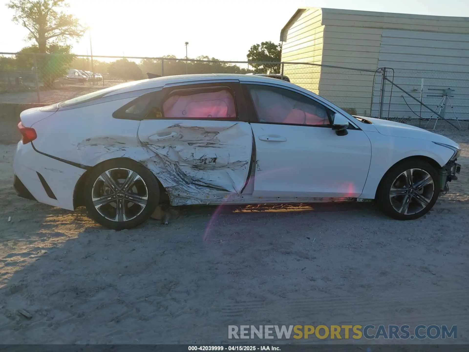 6 Photograph of a damaged car 5XXG34J22PG169121 KIA K5 2023