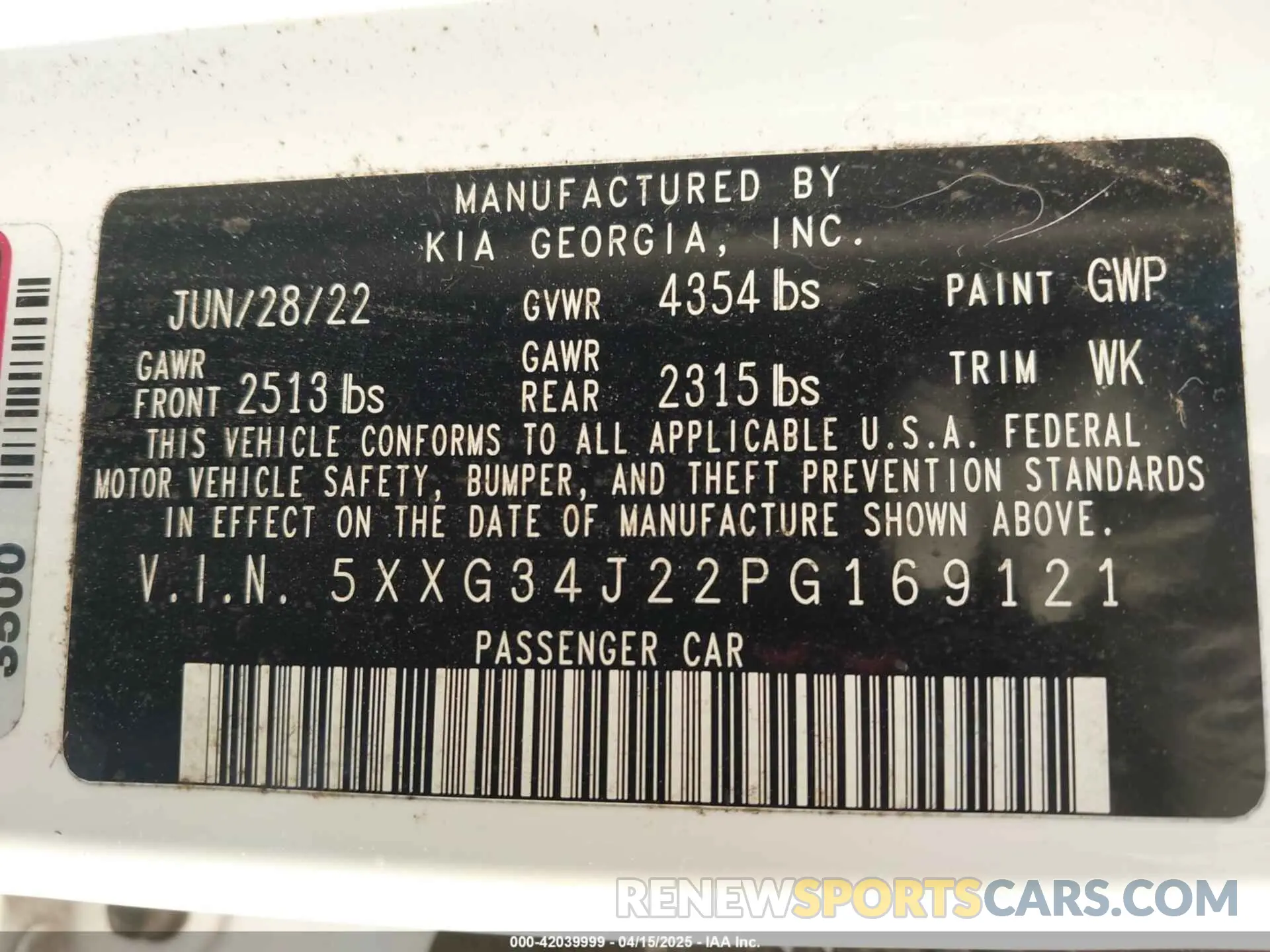 9 Photograph of a damaged car 5XXG34J22PG169121 KIA K5 2023