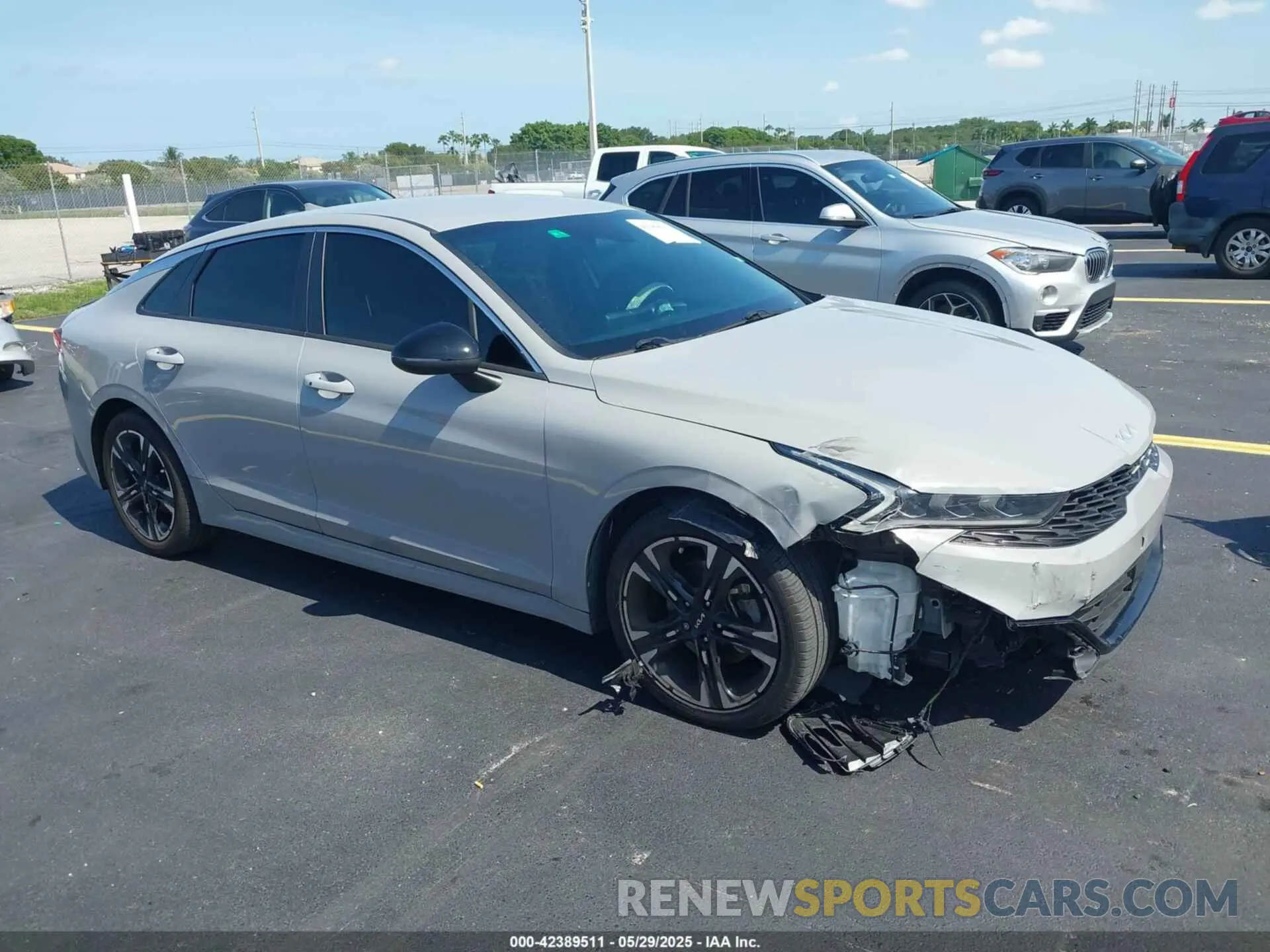 1 Photograph of a damaged car 5XXG64J20PG174292 KIA K5 2023