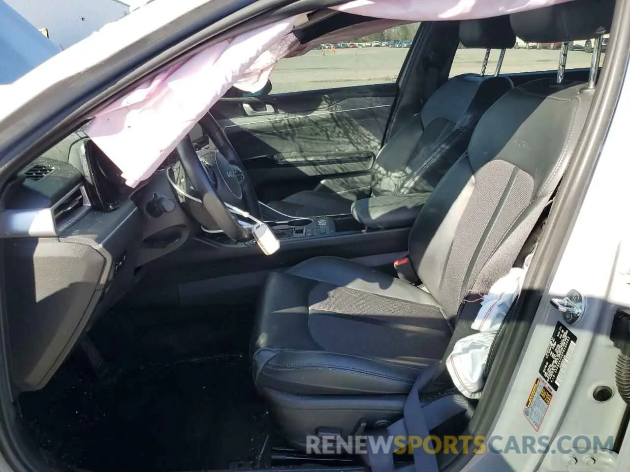 7 Photograph of a damaged car 5XXG64J20PG180982 KIA K5 2023