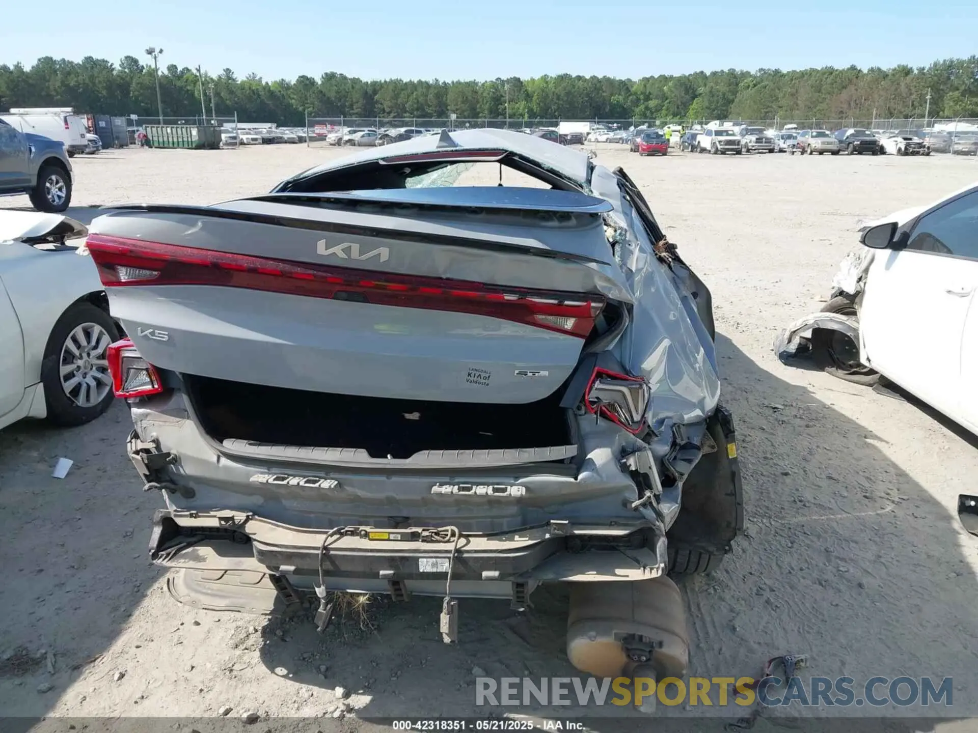15 Photograph of a damaged car 5XXG64J21PG170719 KIA K5 2023