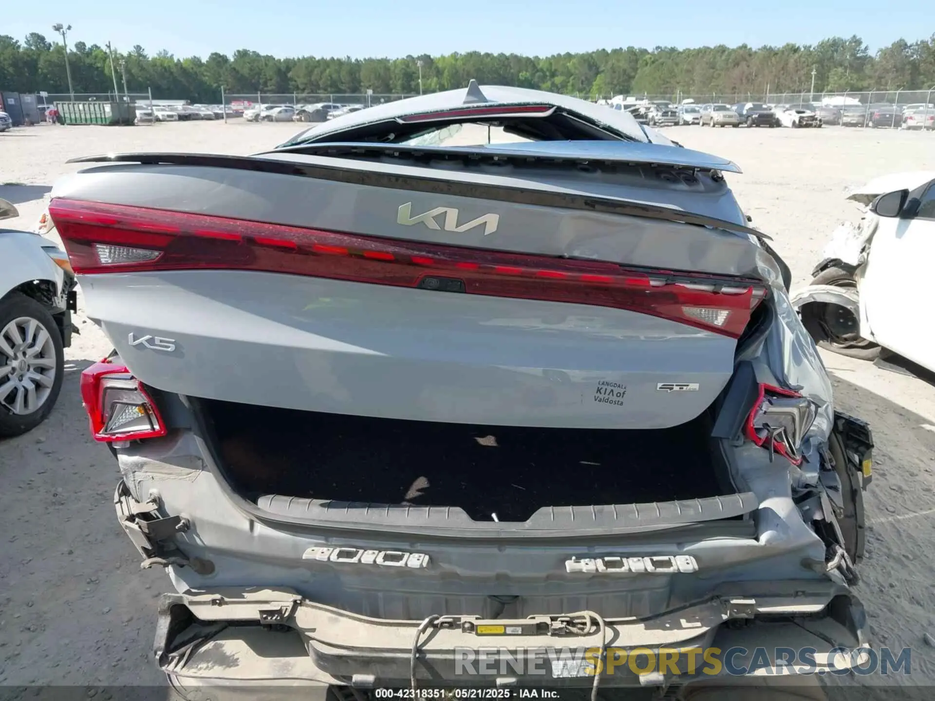 6 Photograph of a damaged car 5XXG64J21PG170719 KIA K5 2023