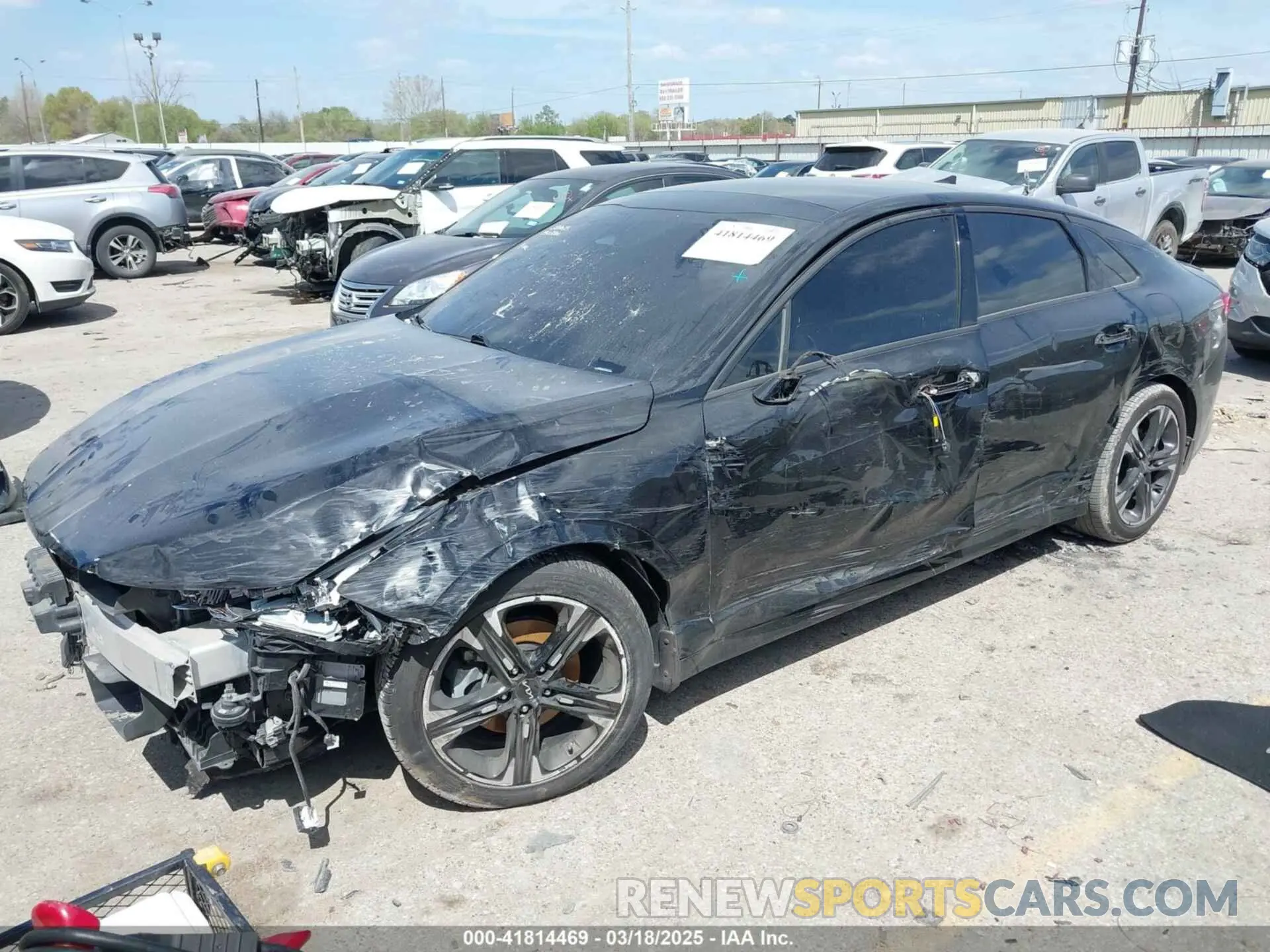 2 Photograph of a damaged car 5XXG64J22PG192714 KIA K5 2023