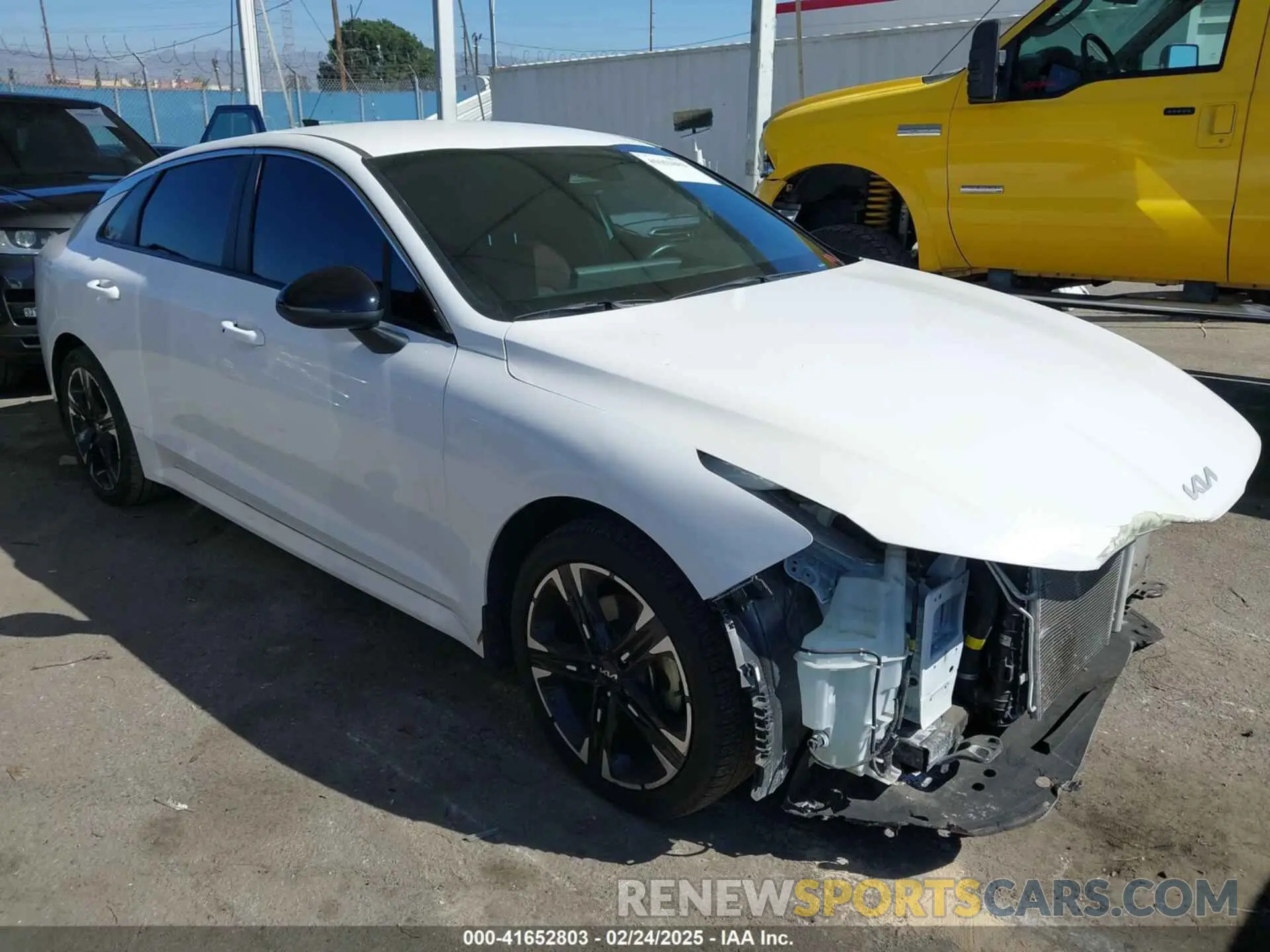 1 Photograph of a damaged car 5XXG64J22PG224092 KIA K5 2023