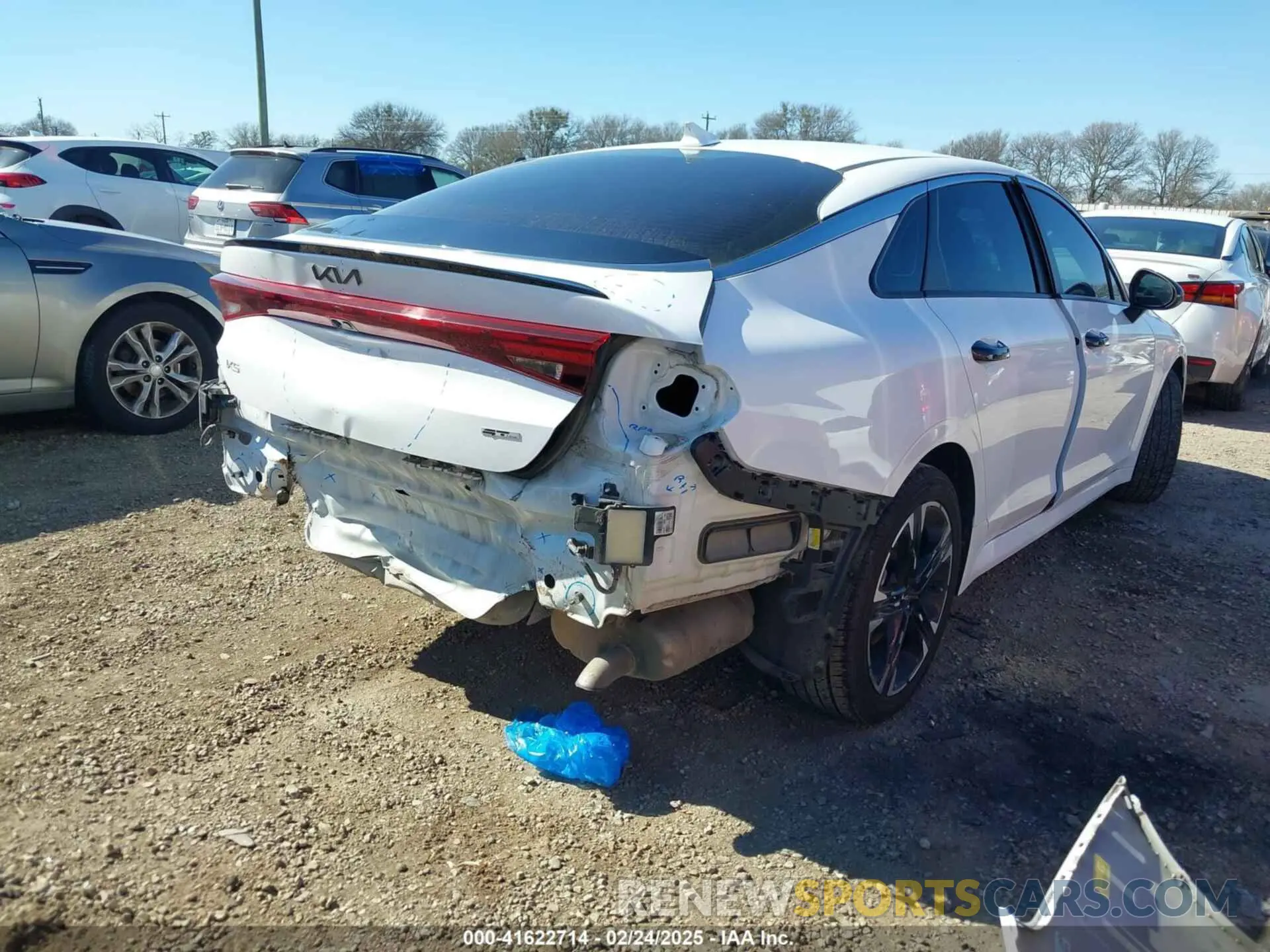 4 Photograph of a damaged car 5XXG64J23PG184492 KIA K5 2023