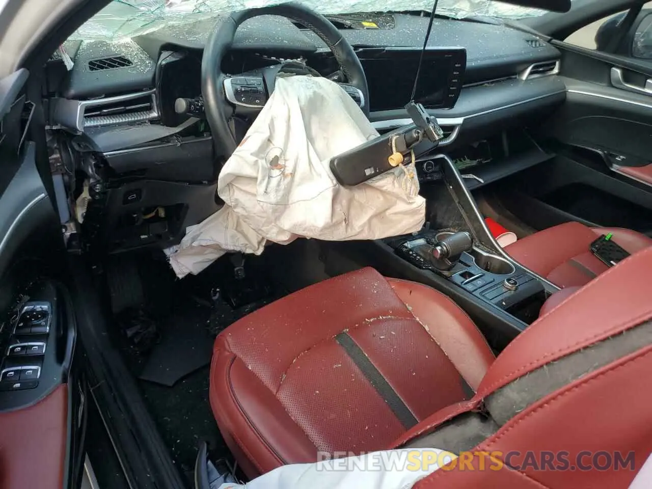 8 Photograph of a damaged car 5XXG64J23PG216728 KIA K5 2023