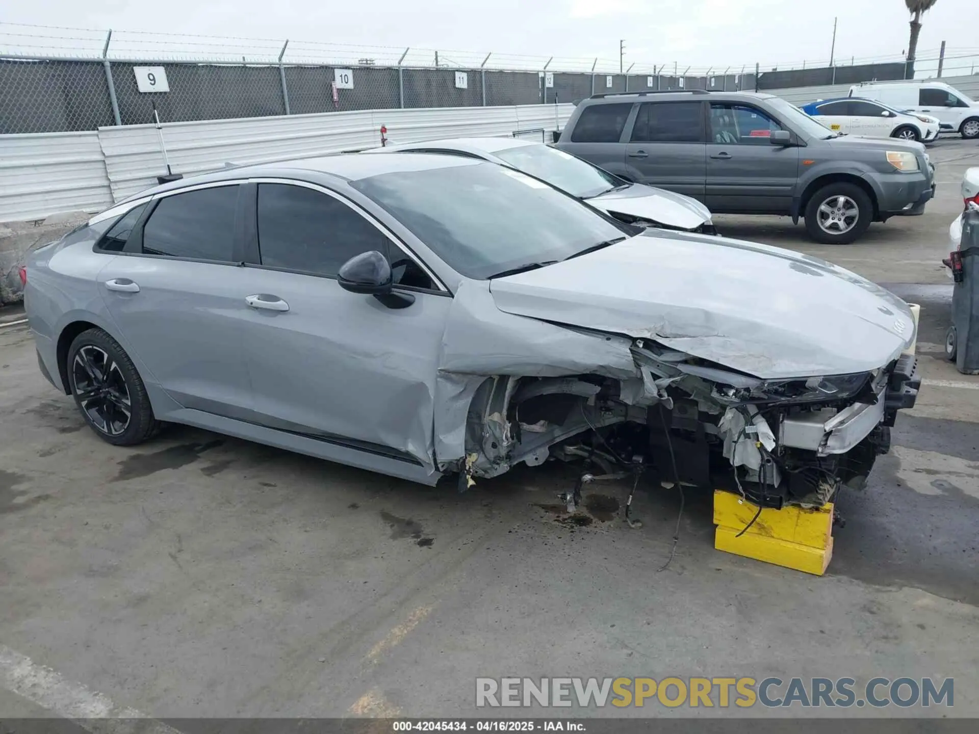 13 Photograph of a damaged car 5XXG64J25PG171887 KIA K5 2023
