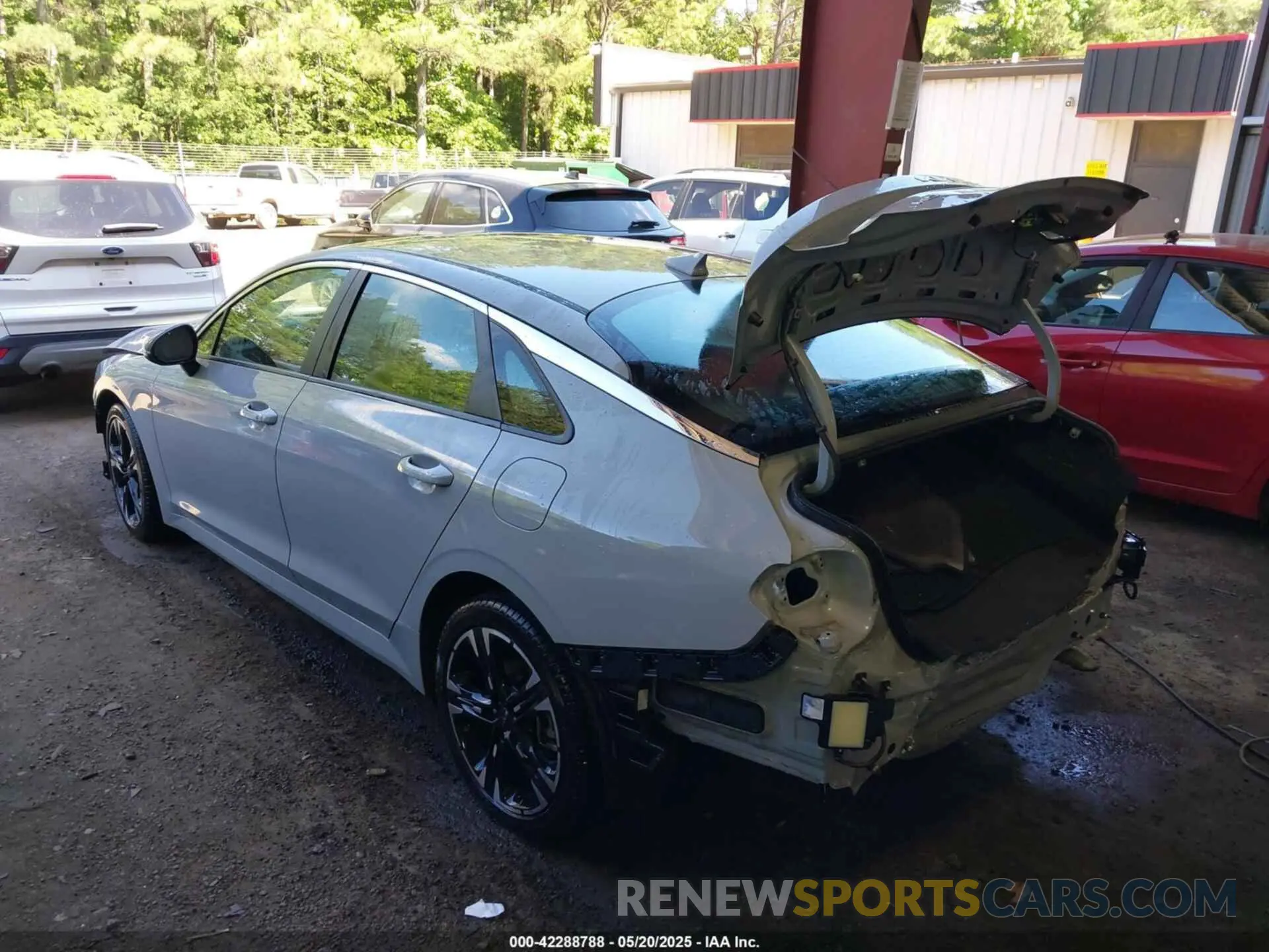 3 Photograph of a damaged car 5XXG64J25PG178807 KIA K5 2023