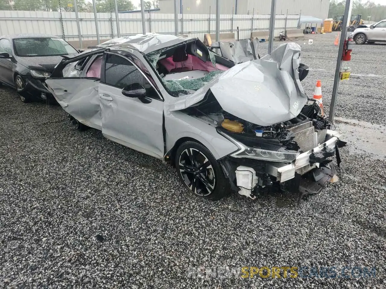 4 Photograph of a damaged car 5XXG64J26PG177116 KIA K5 2023