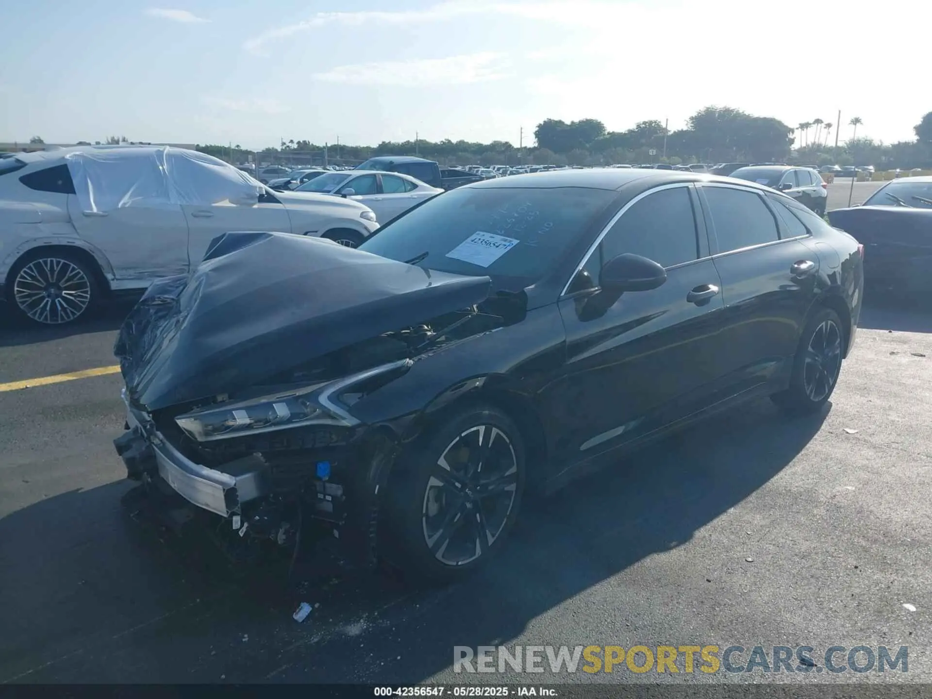 2 Photograph of a damaged car 5XXG64J26PG226704 KIA K5 2023