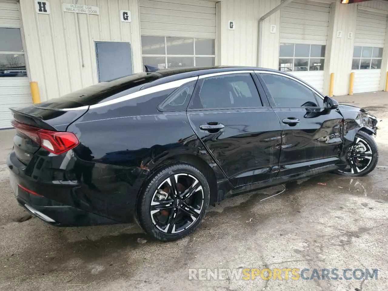 3 Photograph of a damaged car 5XXG64J2XPG188376 KIA K5 2023